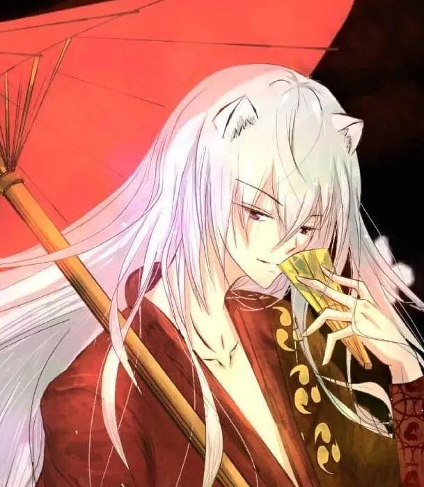 假如选一个动漫角色做头像，你会选择谁？我肯定选图二！