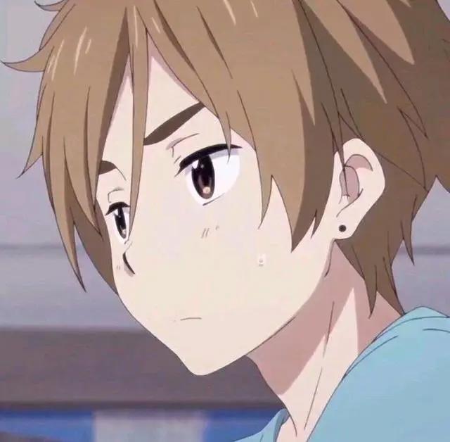 动漫头像男“君何愁”，是柳叶还是相逢