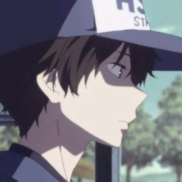 动漫男生头像丨四瓣叶子连成一串好运那是自然送予的礼物