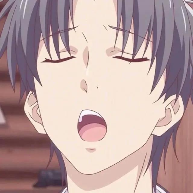 动漫男生帅气小忧郁头像集