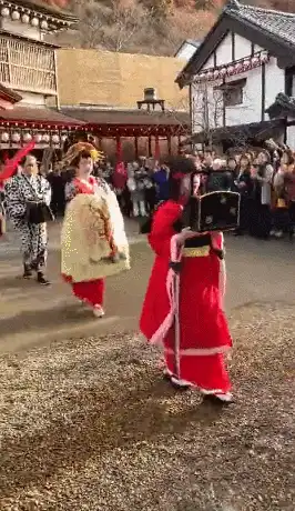 二次元美少女的腿型，长在真实人类身上会发生什么？