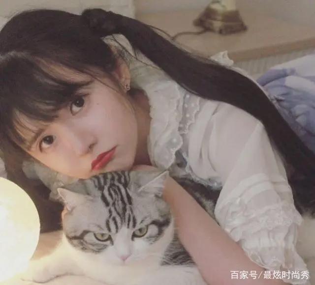 Ins·暖色·女头：“我揽不住要走的风抱不住整片天空”