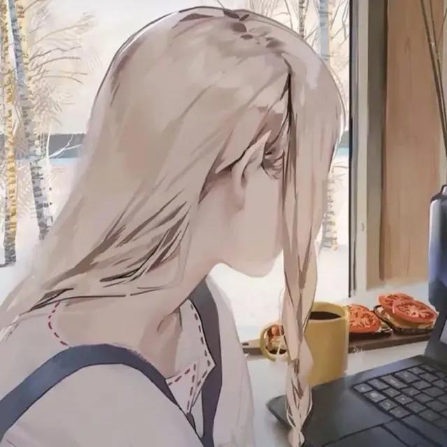 「动漫女头」你居然不回我消息？你好拽，我更喜欢你了