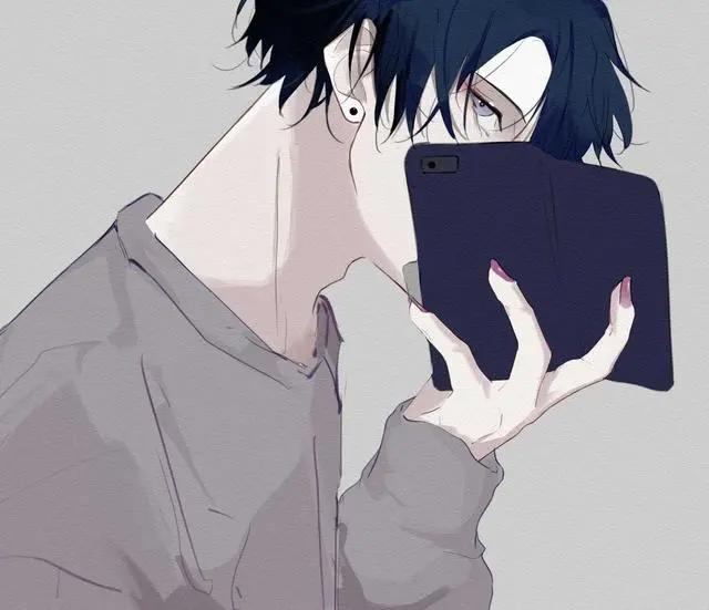 冷峻的面庞，桀骜不驯的眼神，一组冷色调的痞帅少年动漫头像