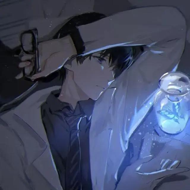 动漫男生头像：曾经心动的人，到底是成了为其心碎的人