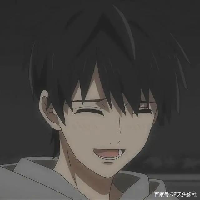 动漫男生头像，一个人走路，是和地球的单独约会