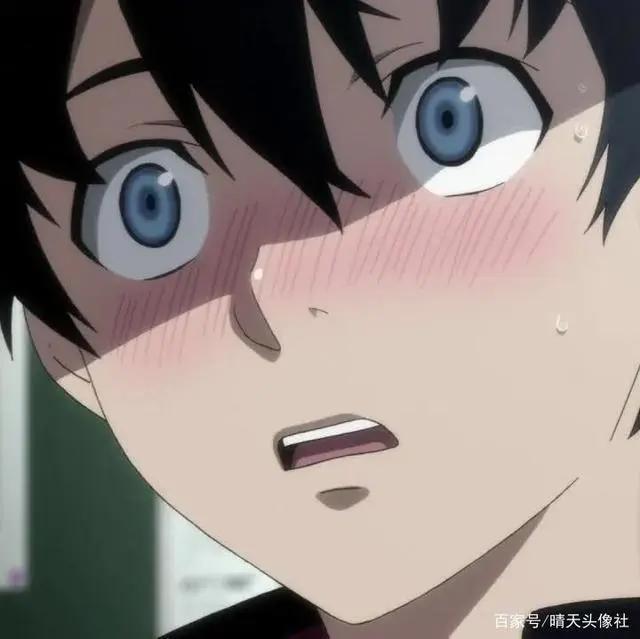 动漫男生头像，一个人走路，是和地球的单独约会