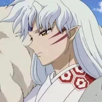 动漫男生头像：余生大概没有人拥抱自己了吧