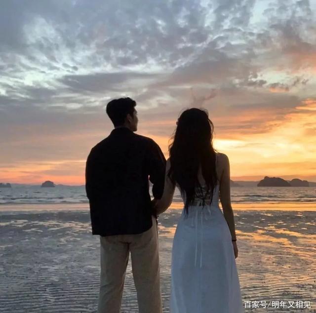 “原来他用的是情头”