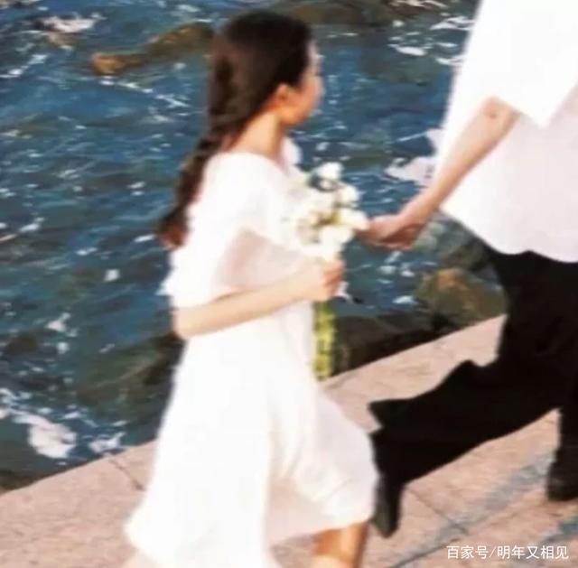 “原来他用的是情头”