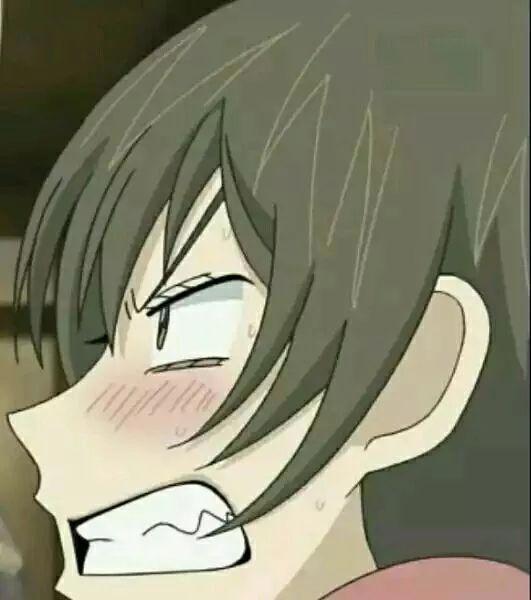 图集：元气少女奈奈生和巴卫的情侣头像！