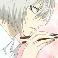 图集：元气少女奈奈生和巴卫的情侣头像！