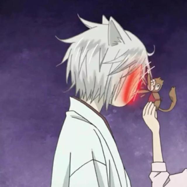 图集：元气少女奈奈生和巴卫的情侣头像！