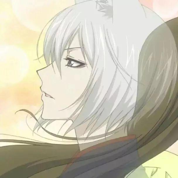 图集：元气少女奈奈生和巴卫的情侣头像！