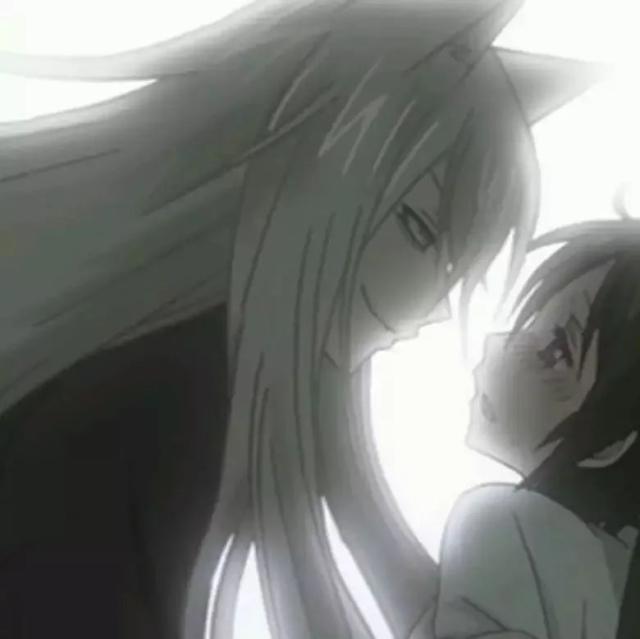 图集：元气少女奈奈生和巴卫的情侣头像！