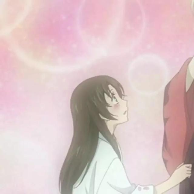 图集：元气少女奈奈生和巴卫的情侣头像！