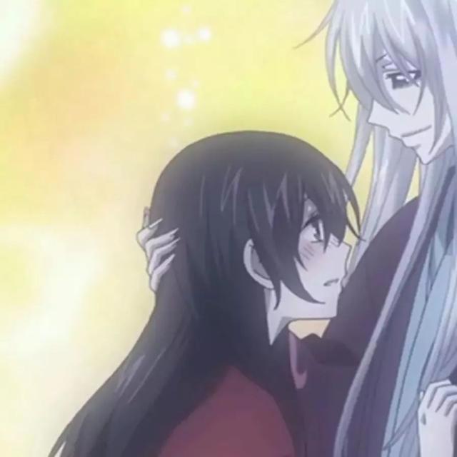 图集：元气少女奈奈生和巴卫的情侣头像！