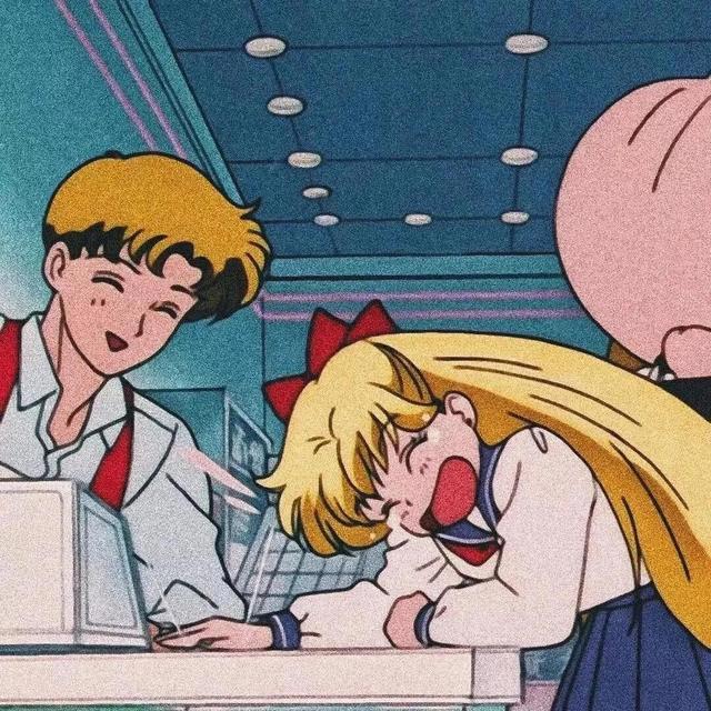 超个性动漫情头：他风尘仆仆走向我，胜过所有遥远的温柔