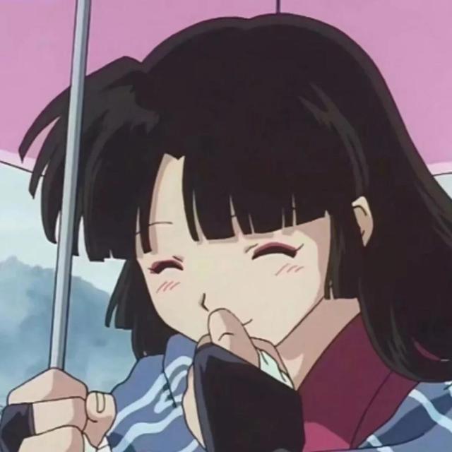 超个性动漫情头：他风尘仆仆走向我，胜过所有遥远的温柔