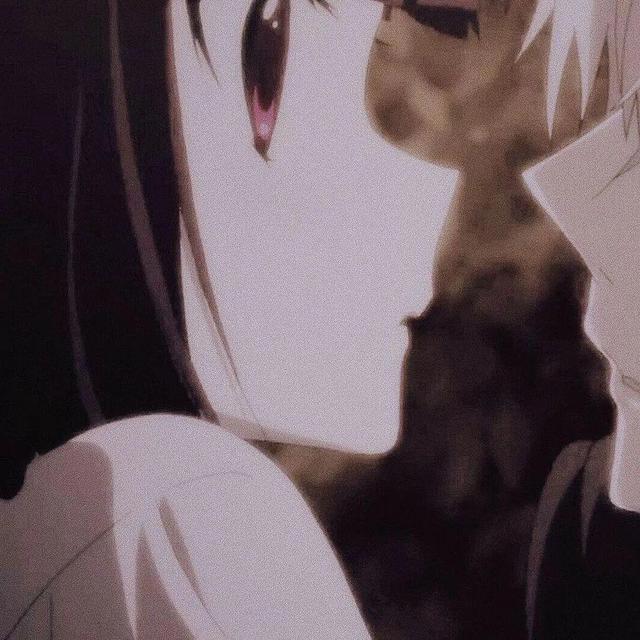 动漫情头：整个画面是你，想你想的睡不着