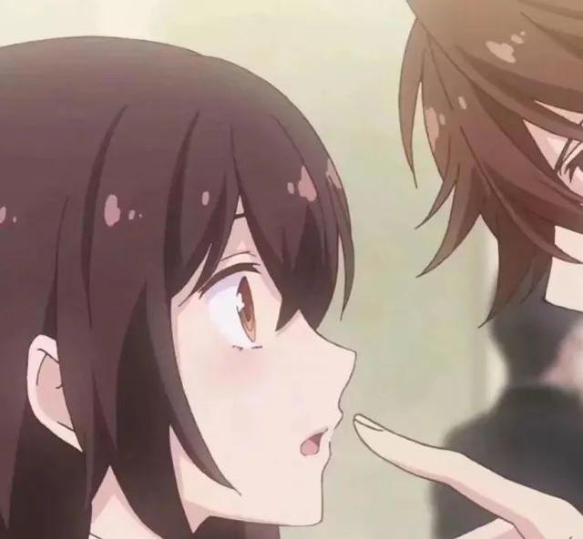 动漫情侣头像：其实也有那么几个瞬间我以为你喜欢我