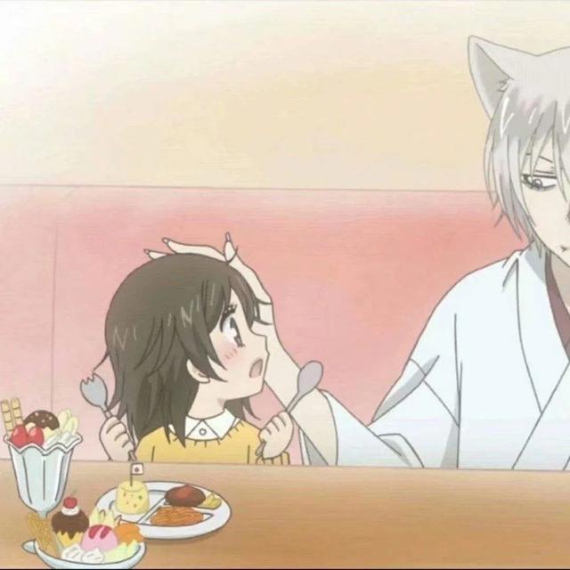 动漫情头，充电五分钟：通话两小时