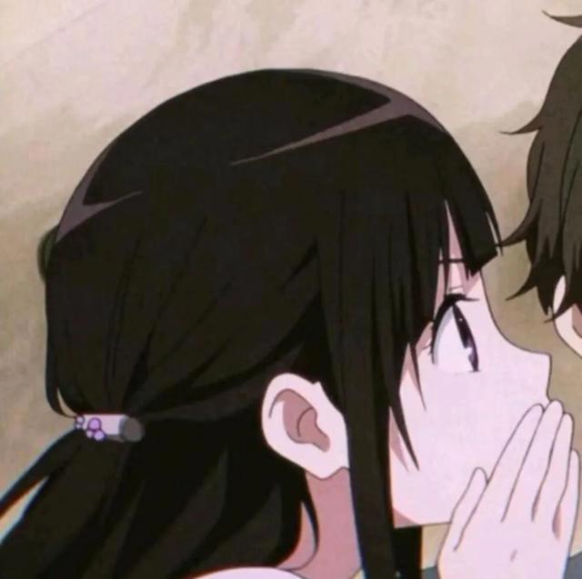 动漫情头，充电五分钟：通话两小时