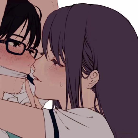 「动漫情头」“月色与雪色之中你是第三种绝色”