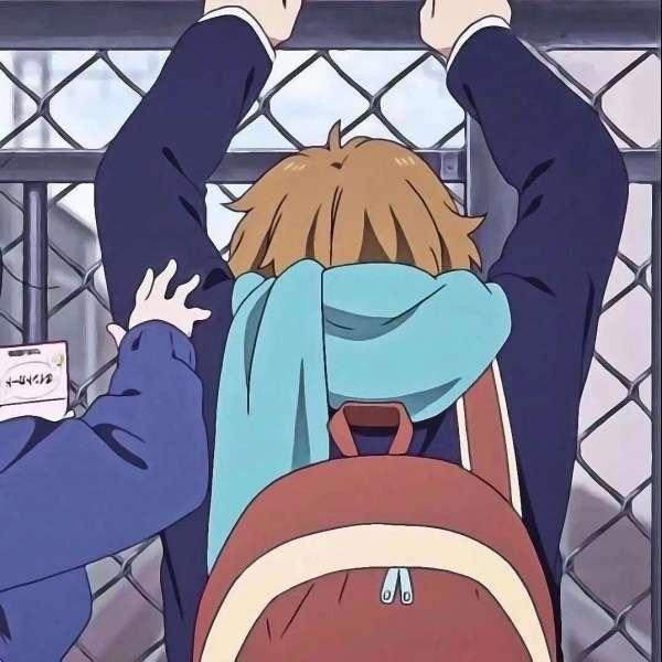 今日分享好看的动漫情头