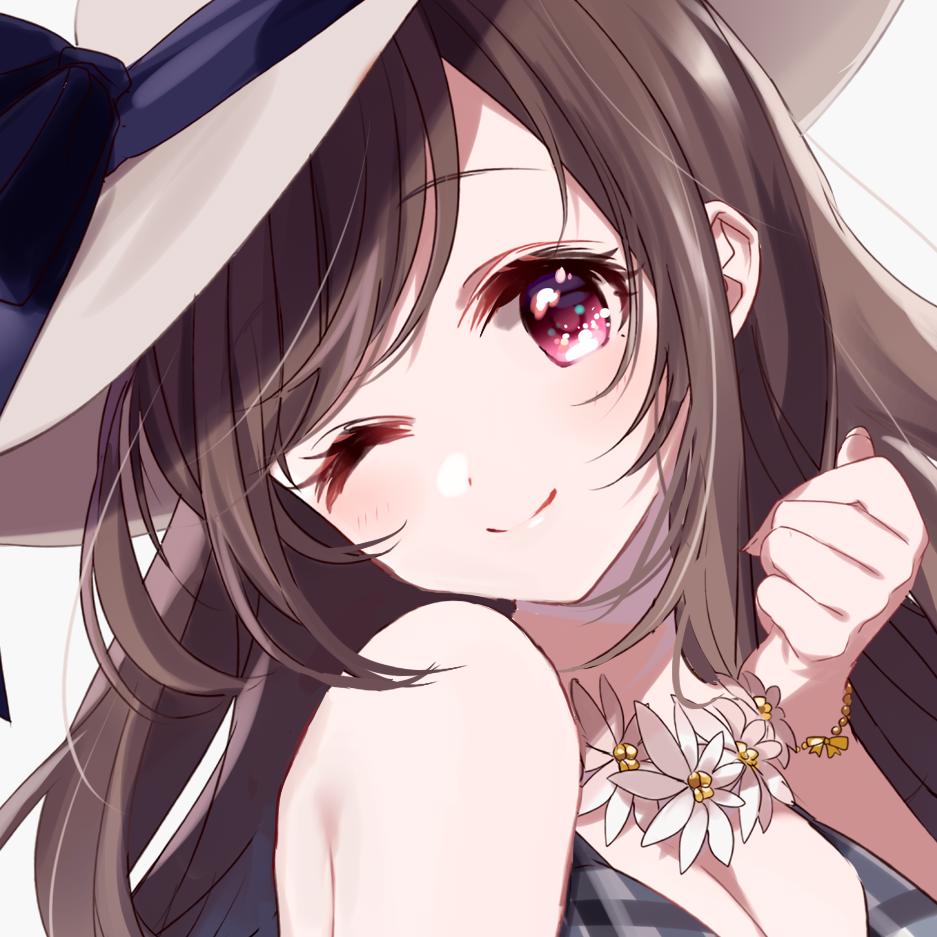 特别撩人的动漫女生头像