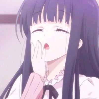 可爱女生动漫头像，换上新的头像向草莓味的自己问个好吧！