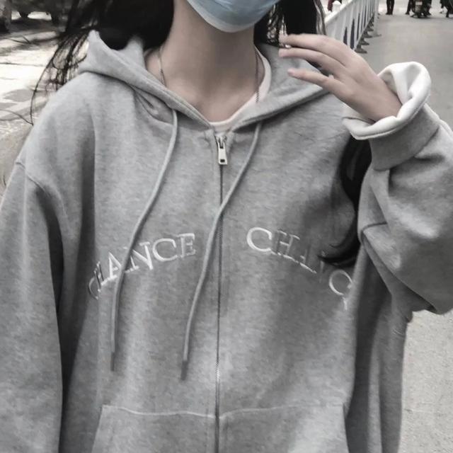暗灰色微丧女生头像