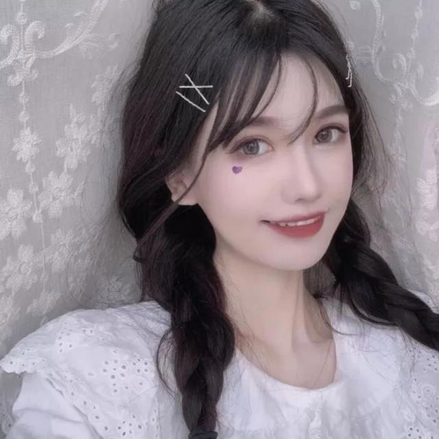 周六｜单纯：白色系女生头像