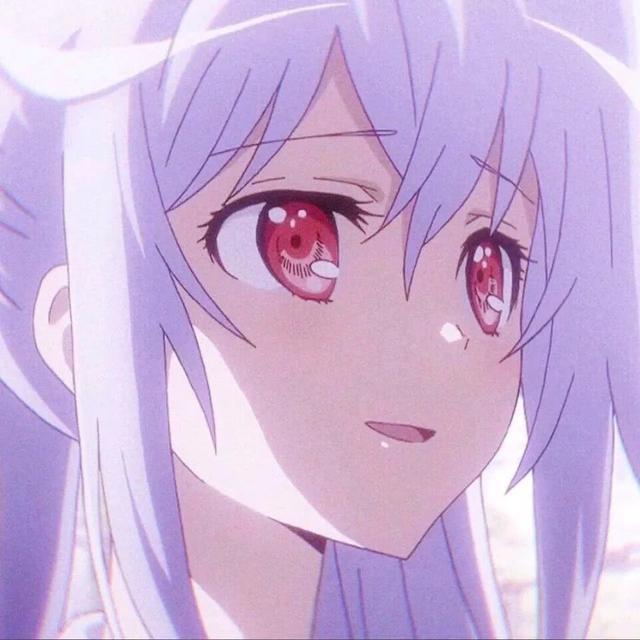 可爱动漫女生头像：我的眼睛很好看，因为眼睛里面都是你