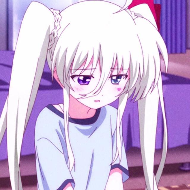 可爱动漫女生头像：我的眼睛很好看，因为眼睛里面都是你