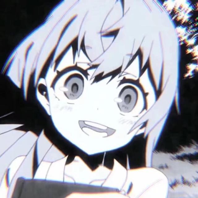 动漫女生头像：少女的心思，是草莓味的吧~