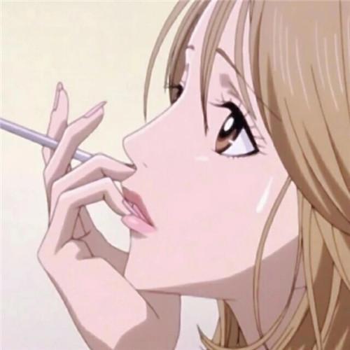 卡通动漫女头像既容易满足又容易受伤