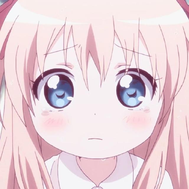 粉粉的动漫女生头像