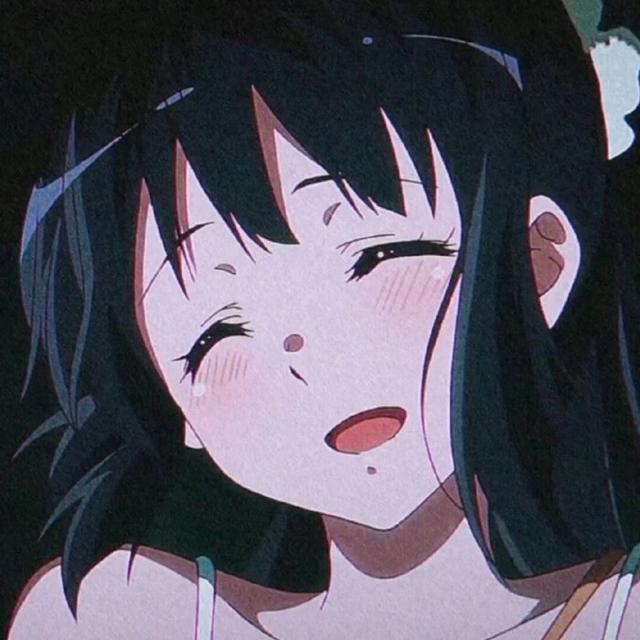 动漫女生头像丨我仍会被爱所救赎在迎光处绽放