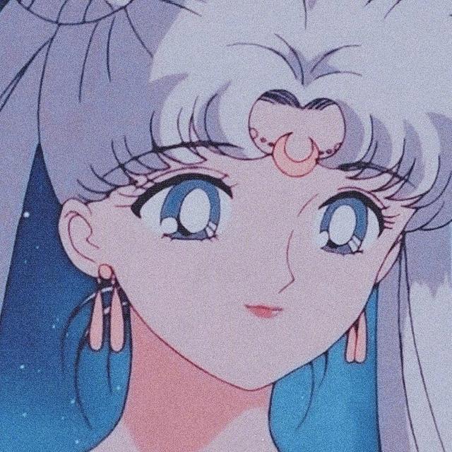 动漫女生头像丨我仍会被爱所救赎在迎光处绽放