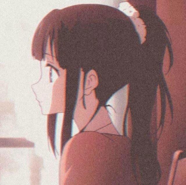 动漫女生头像丨在夏天，世界触手可及，人也亲密直接