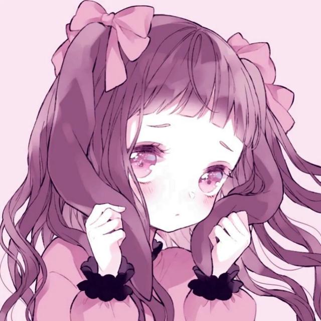 粉色动漫少女头像：卡哇伊