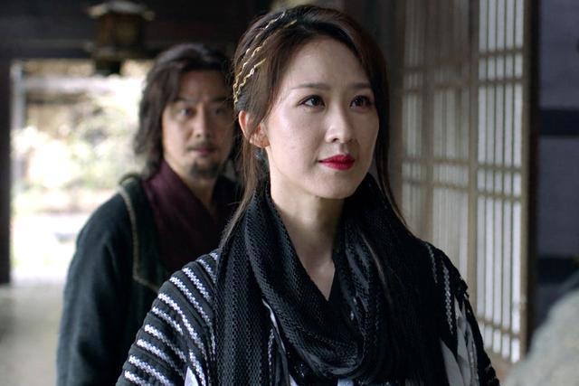 柳二龙战斗1次，就要换1次衣服，小刚全程观看没眨眼，抱得美人归