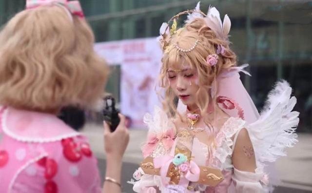 COS不够酷？精选COS汇总，总有你想要的