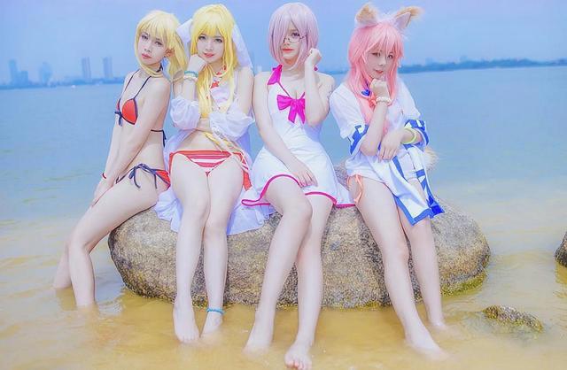 最美二次元COS，FGO沙滩秀，萝莉御姐眼镜娘，超多女神你心动没？