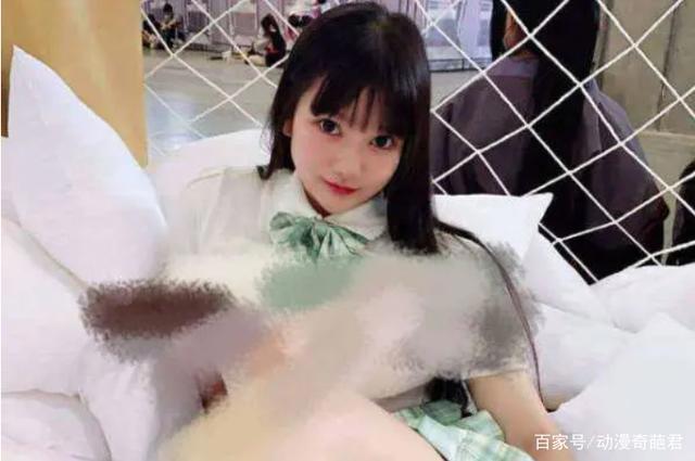 16岁少女穿JK装在广州漫展上拍私房照,二次元圈再次躺枪风评被害