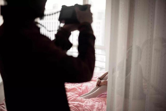 “福利姬”遭曝光!黑色产业链被揭秘,二次元成了藏污纳垢之地?