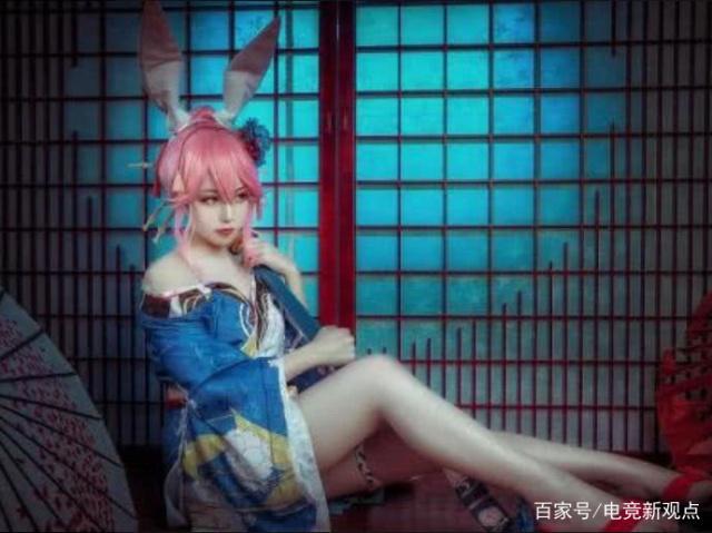 崩坏三：17岁小姐姐Cos八重樱，网友：这是神还原！