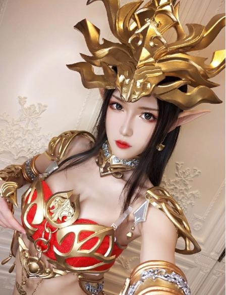 斗破：最接近动漫原型？腐团儿COS版美杜莎亮相！第四季仍会登场