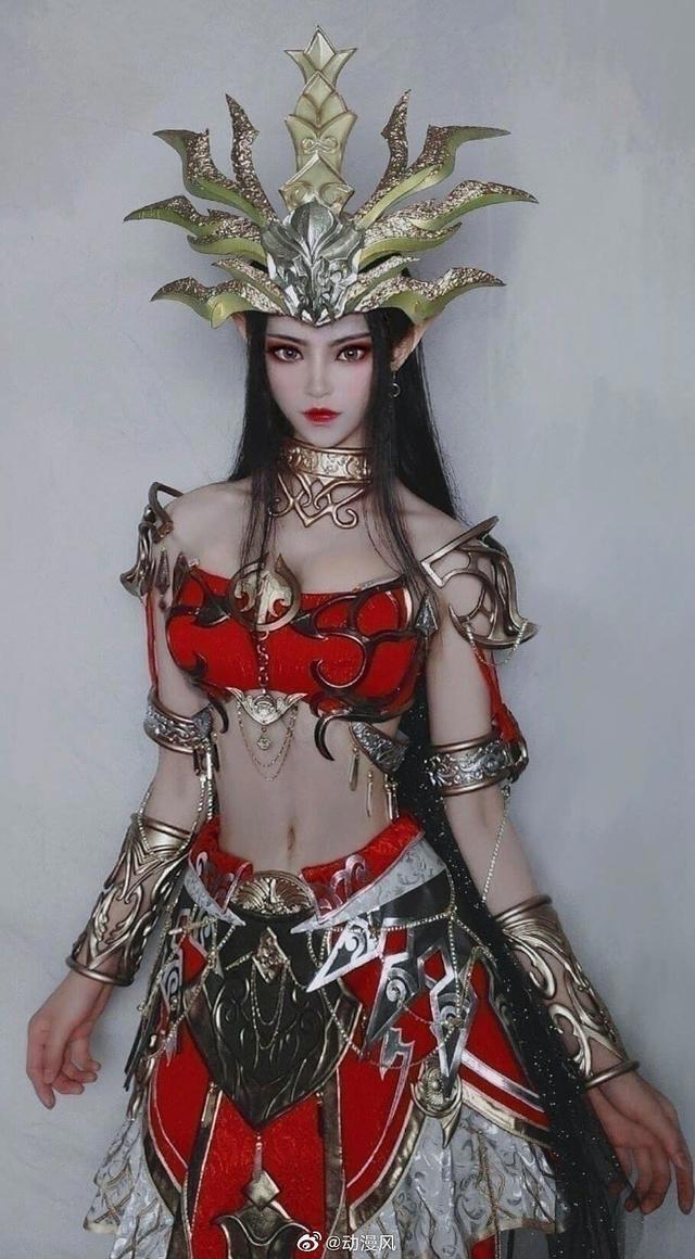 《斗破苍穹》美杜莎女王神级cos，五位小姐姐力作，真的神还原